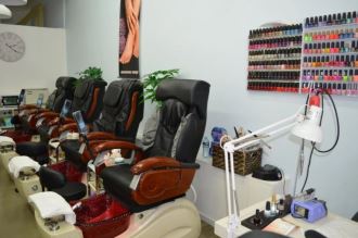 Happy Nail Salon